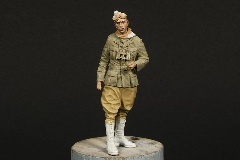 Taller: DAK Panzer Officer, Alpine Miniatures 1/35, Pintura (1), por Jose M. Martinez Baron
