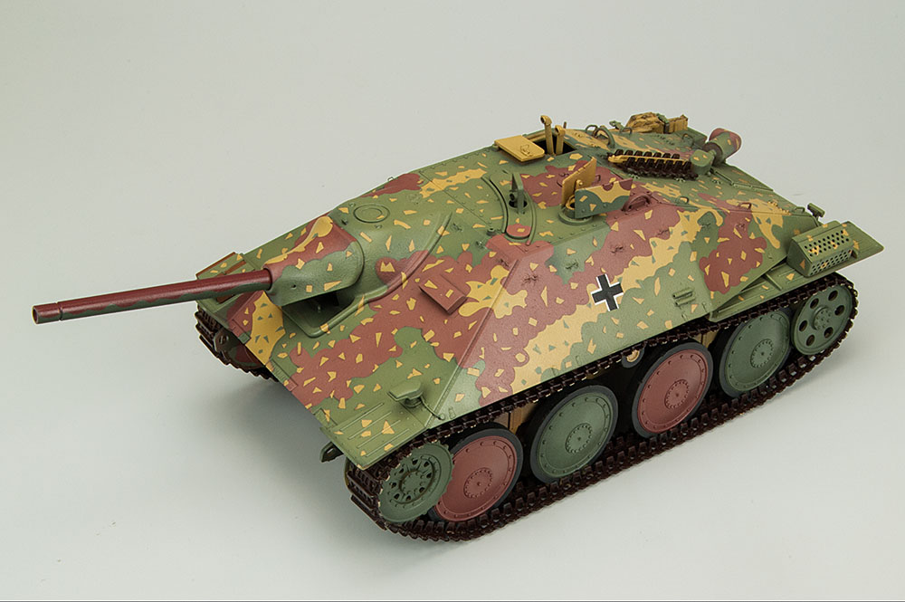 Taller: Jagdpanzer 38(t) Hetzer “Late Produktion”, Academy 1/35, Pintura (2), por Juan Enrique Jiménez