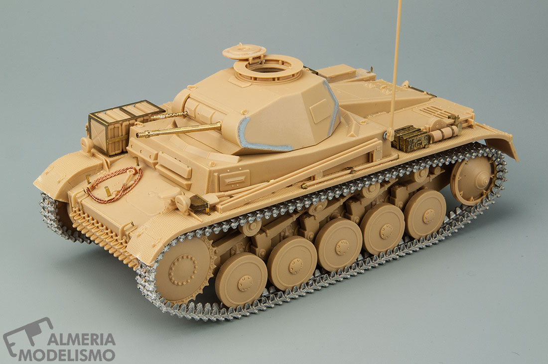 Taller: Panzer II Ausf.F, Academy 1/35, Montaje (2) por Rafael León